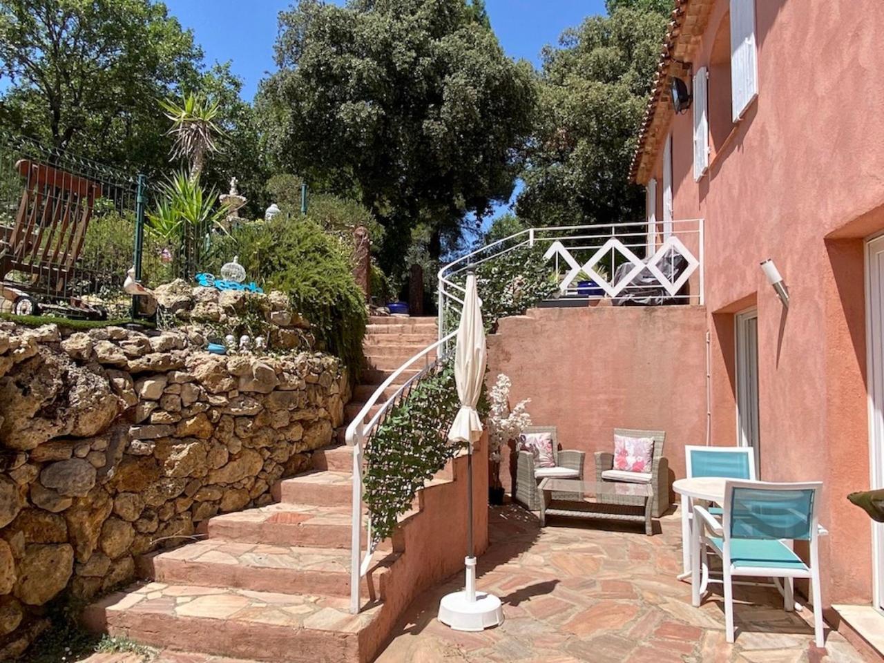 La Vie Est Belle En Provence Bed & Breakfast Tourves Dış mekan fotoğraf